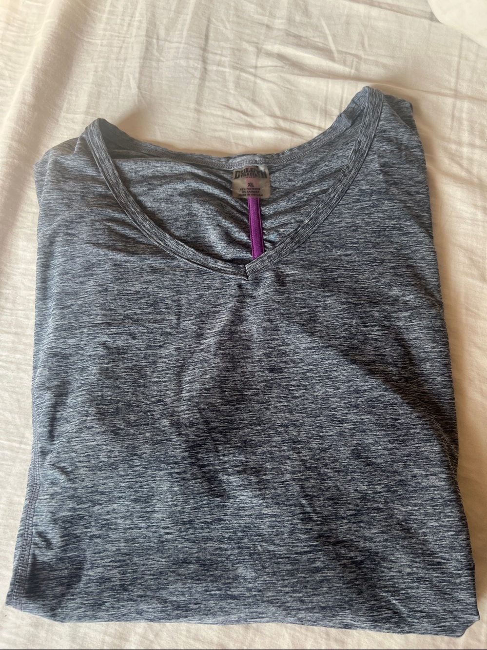 Duluth Trading Co Heathered Charcoal V-Neck Short Sleeve Tee